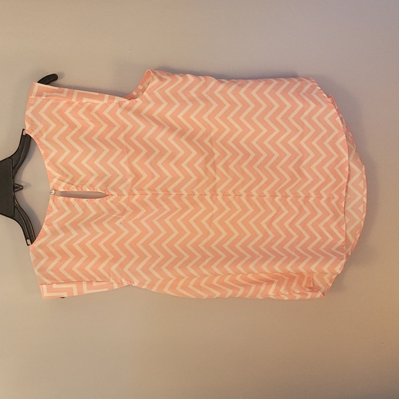 Candies Women’s Cap Sleeve Chevron Blouse  | Size XL - Picture 5 of 5